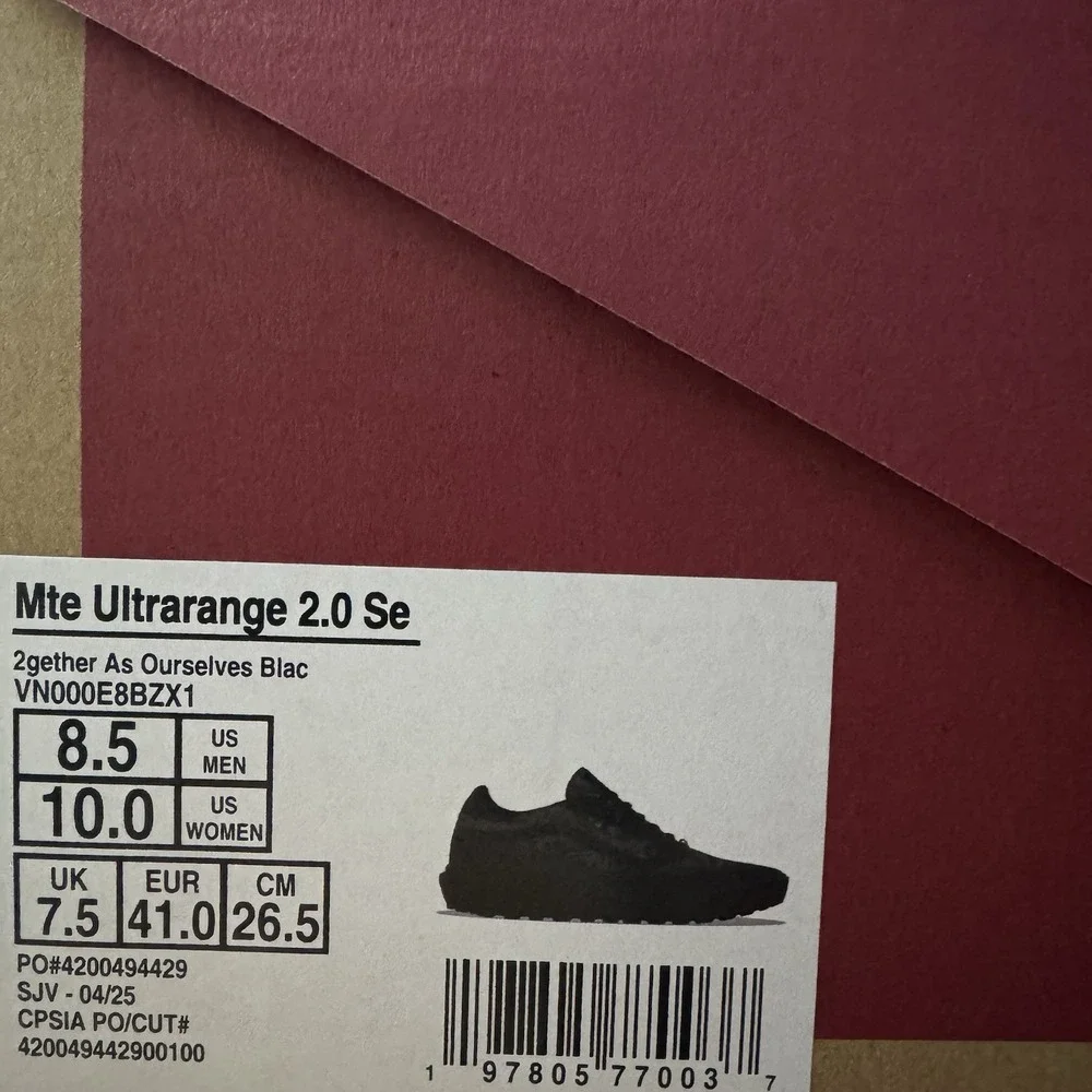 Brand New Vans MTE UltraRange 2.0 SE Queer Surf Black Leopard Men 8.5 / Women 10
